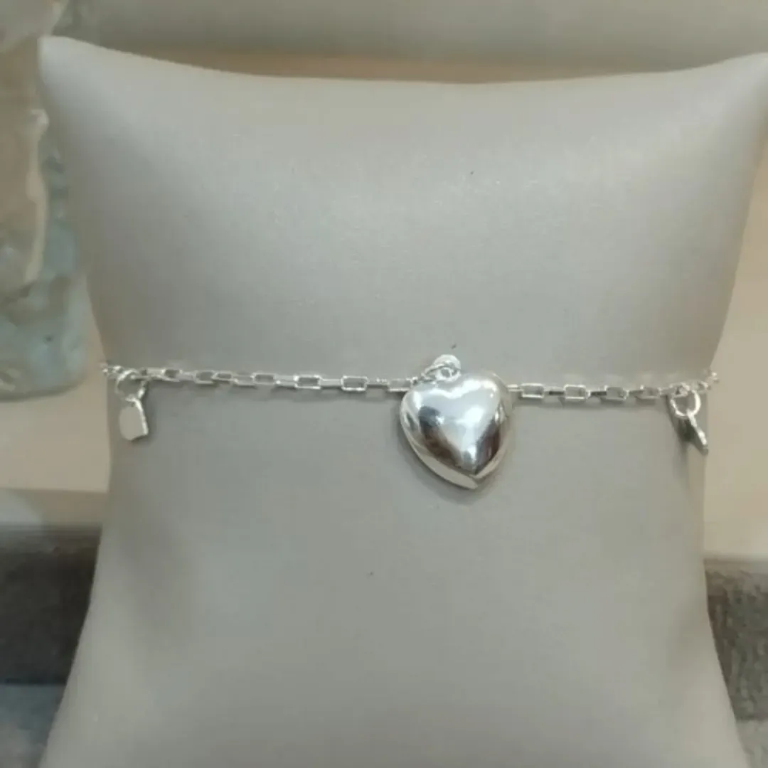 PULSEIRA PRATA CARTIER E CORAÇÕES