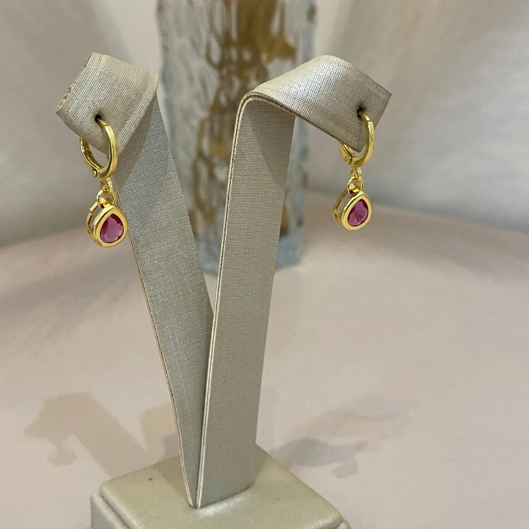 ARGOLA PINGENTE ZIRCÔNIA GOTA PINK