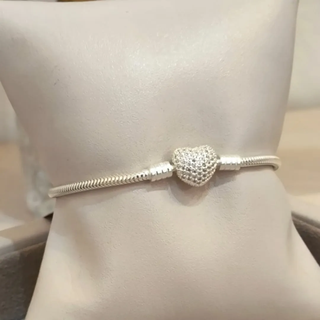 PULSEIRA PRATA PANDORA FECHO CORAÇÃO CRAVEJADO 20CM