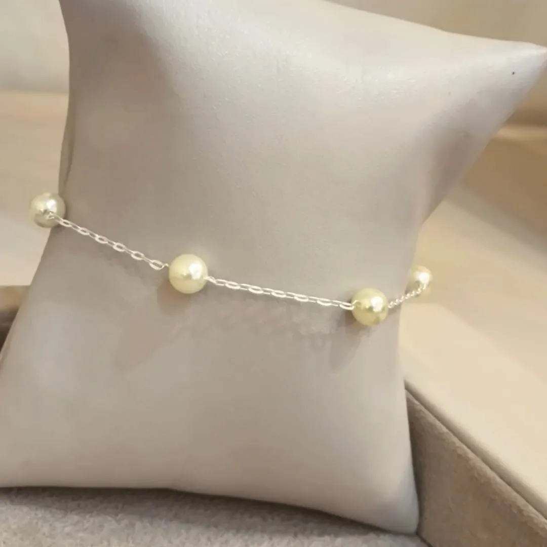 PULSEIRA PRATA PERÓLAS MAIORES E MENORES