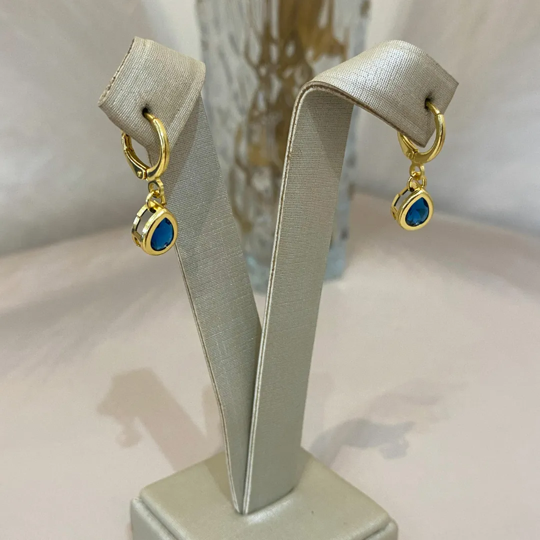 ARGOLA PINGENTE ZIRCÔNIA GOTA AZUL