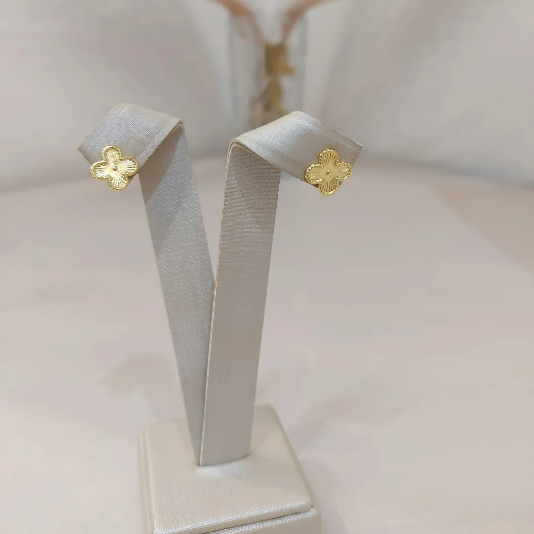 BRINCO TREVO VAN CLEEF DELICADO
