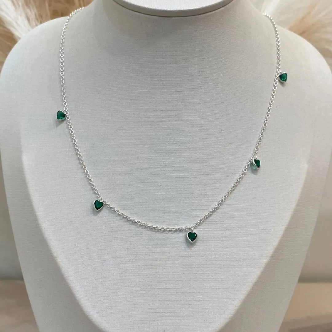 CHOKER PRATA CORAÇÕES VERDES