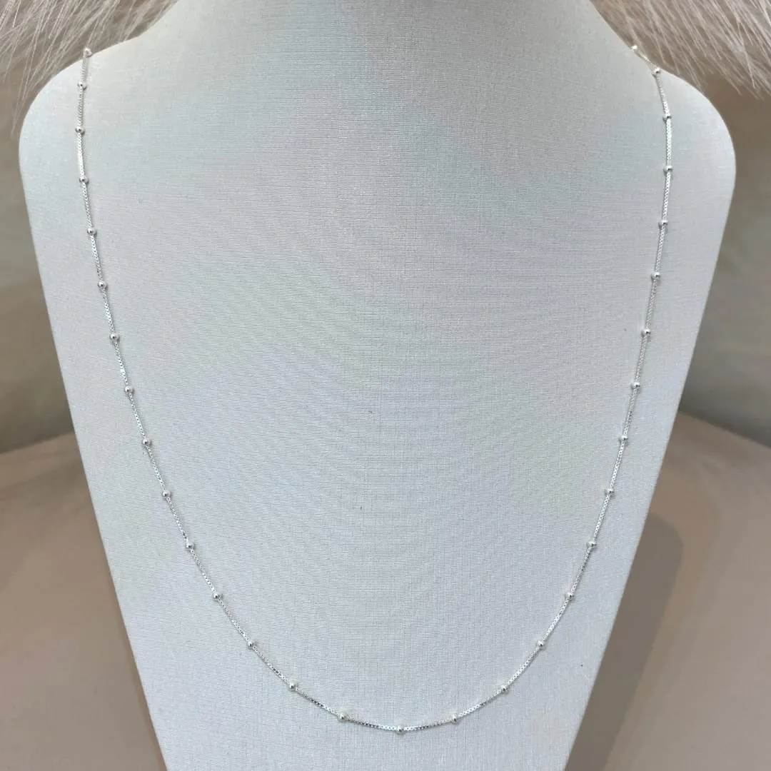 COLAR PRATA VENEZIANA E BOLINHAS LONGO (70CM)