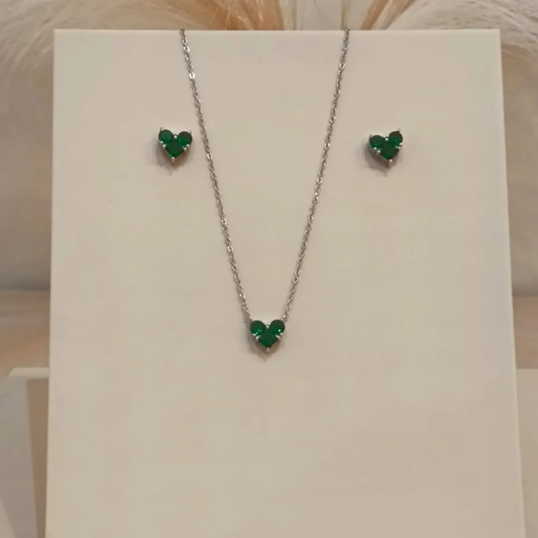 CONJUNTO CORAÇÃO ZIRCÔNIA ESMERALDA