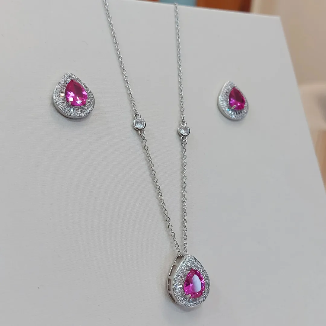 CONJUNTO GOTA PINK