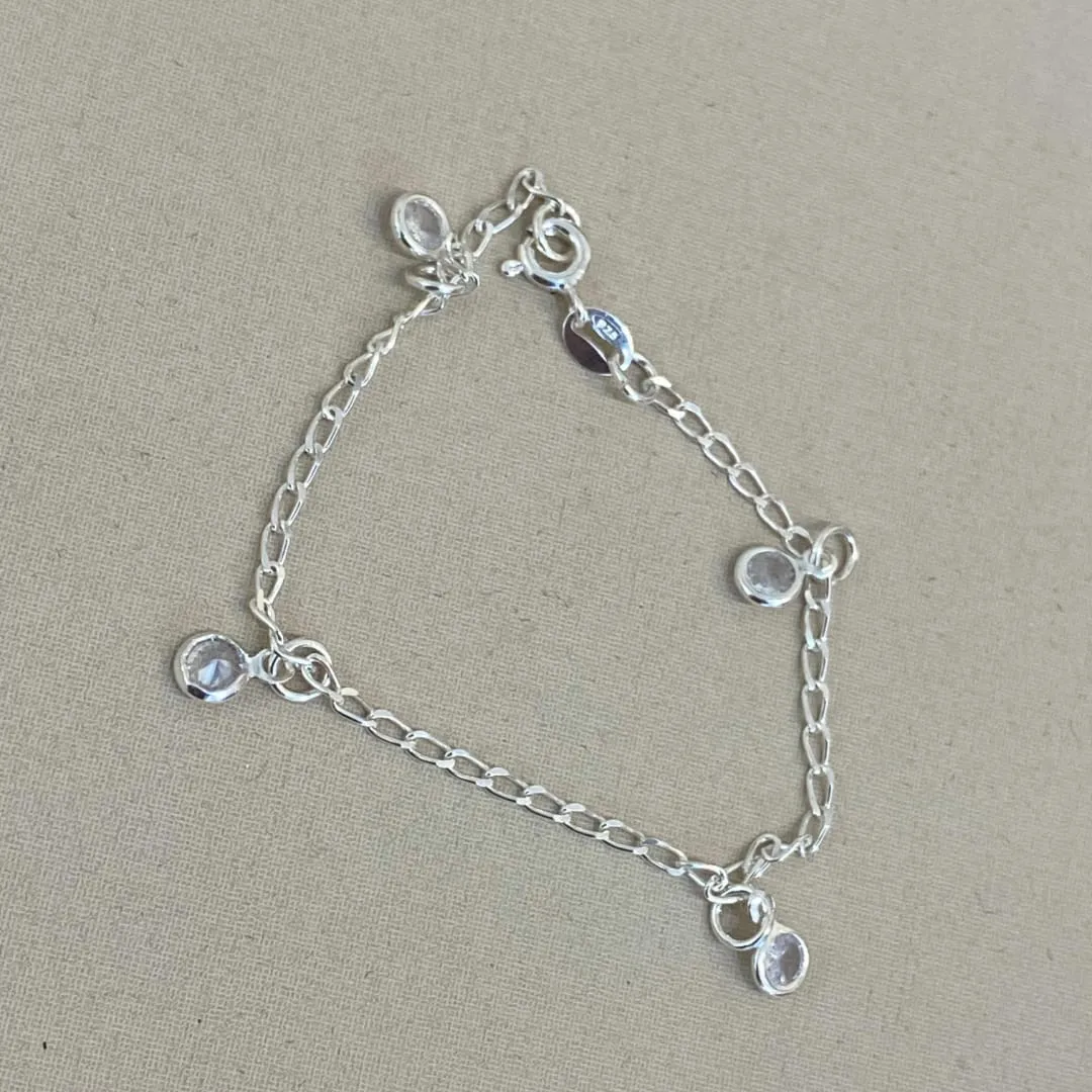 PULSEIRA PRATA INFANTIL ZIRCÔNIAS