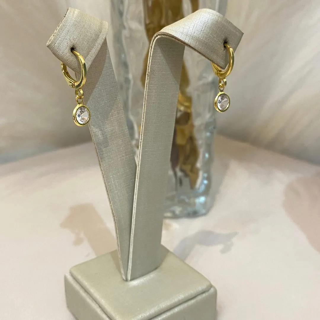 ARGOLA COM PINGENTE DE ZIRCÔNIA 6MM