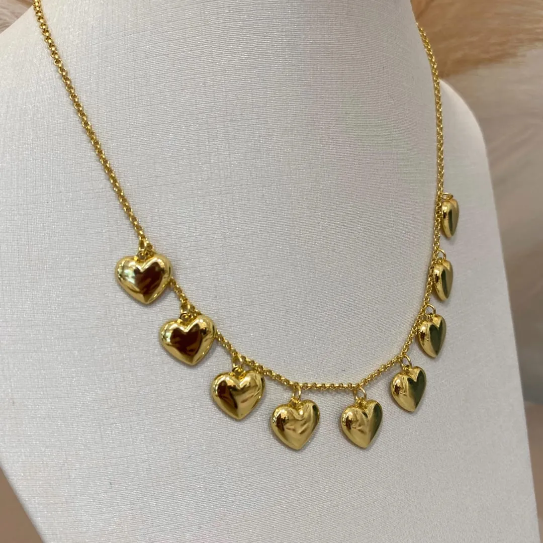 CHOKER PINGENTES CORAÇÕES
