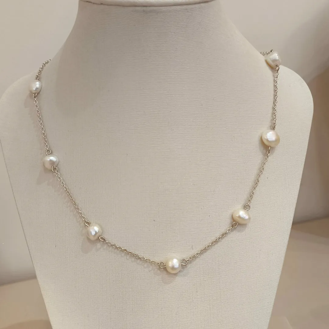 CORRENTE PRATA PÉROLAS ÁGUA DOCE 45CM