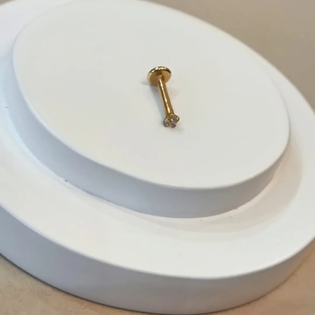 PIERCING PONTO DE LUZ PDV GOLD ROSCA FRONTAL HASTE 8MM/ ZIRC 2MM
