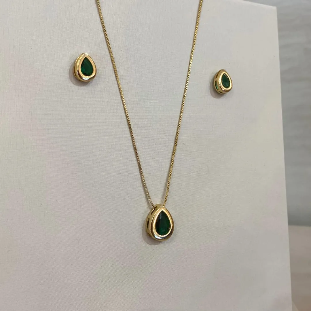 CONJUNTO GOTA VERDE ESMERALDA