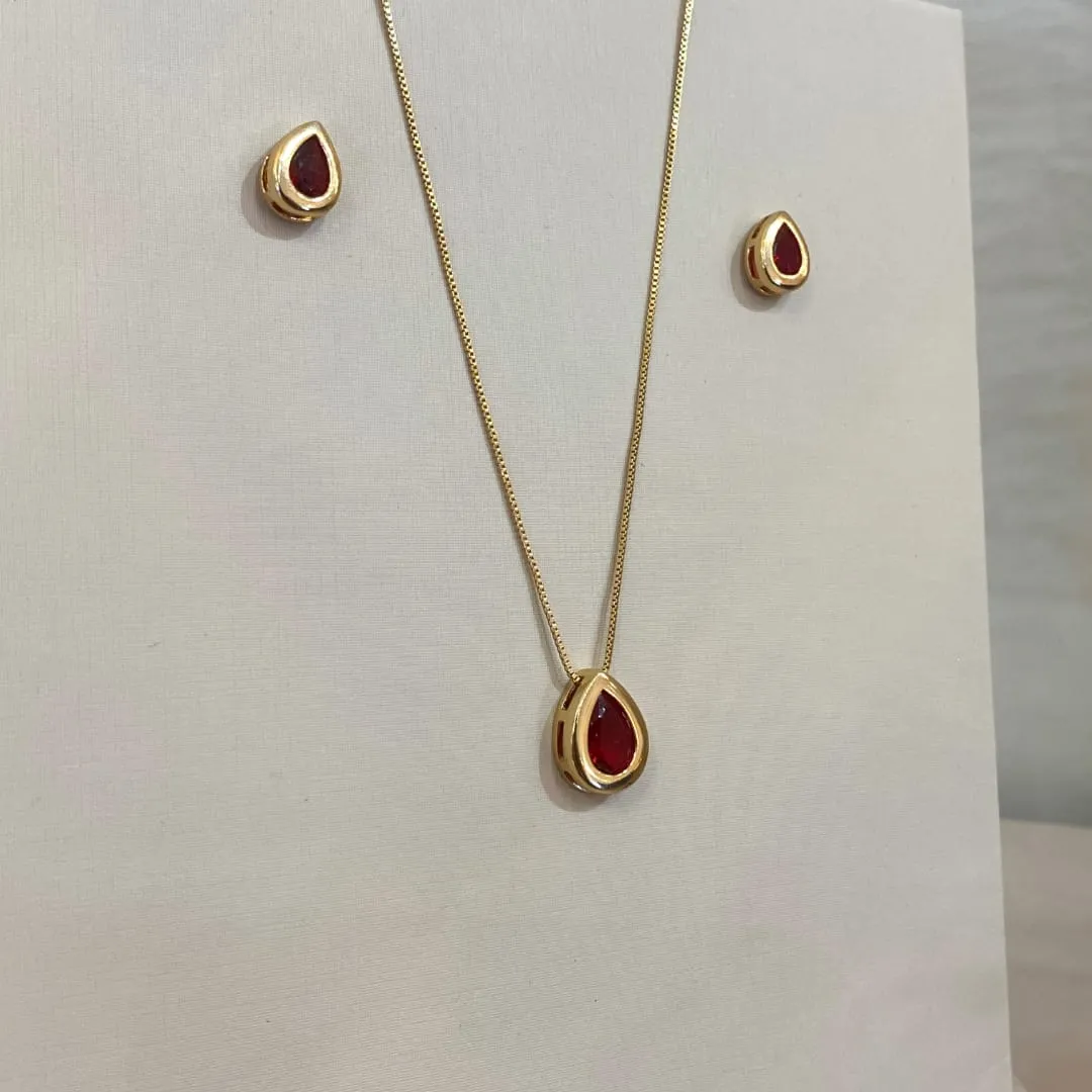 CONJUNTO GOTA VERMELHO