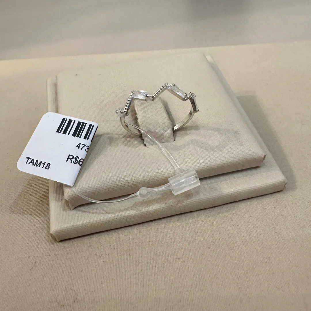 ANEL PRATA ZIGZAG COM ZIRCÔNIAS