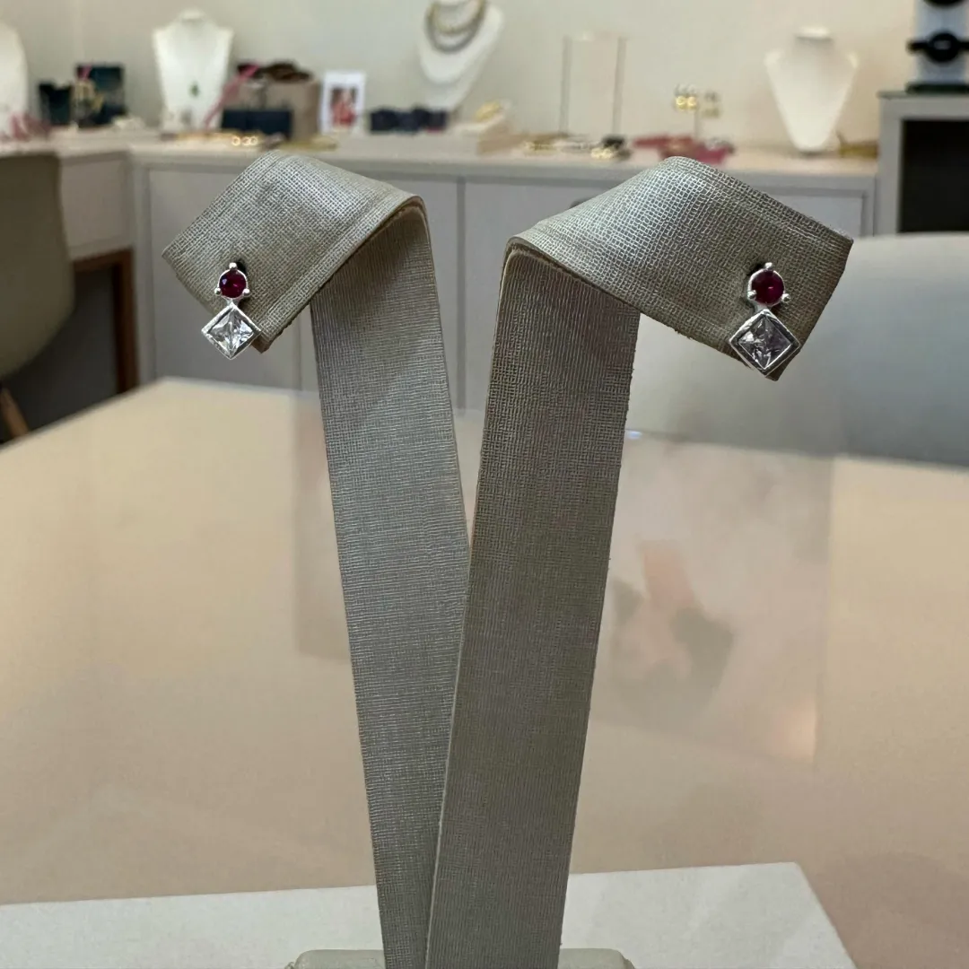 BRINCO PRATA PINK E ZIRCÔNIA