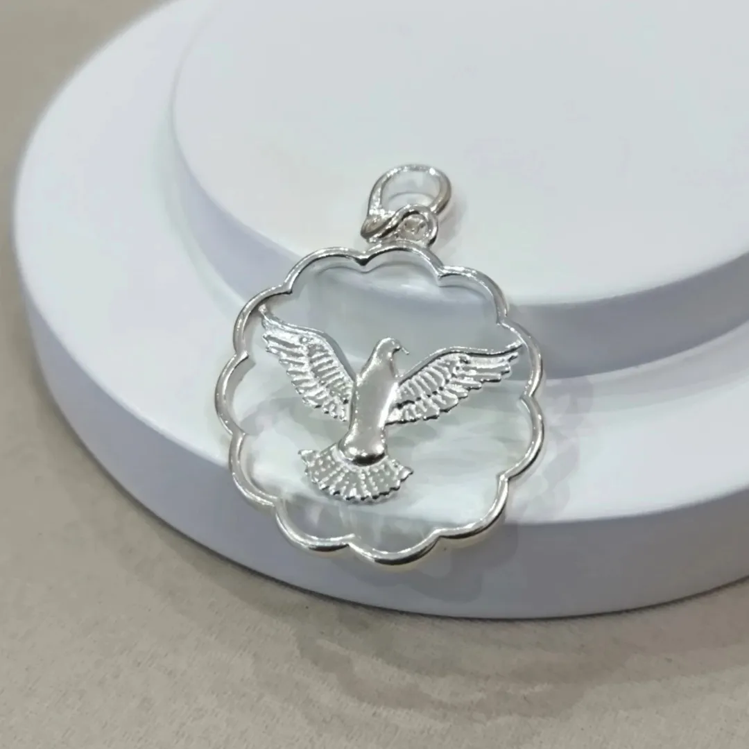 PINGENTE PRATA ESPÍRITO SANTO