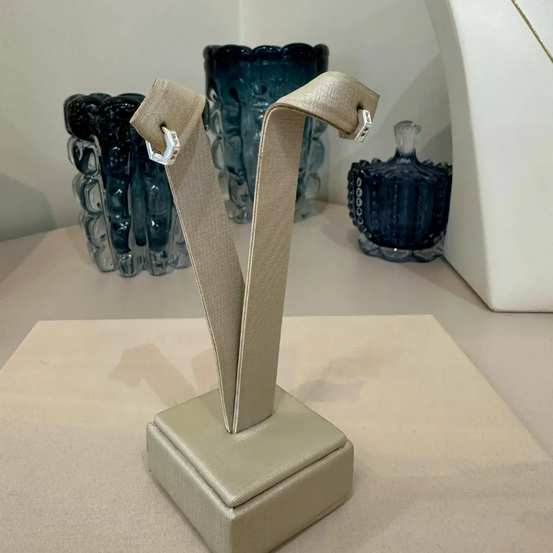 ARGOLA PRATA HEXÁGONO CRAVEJADA P