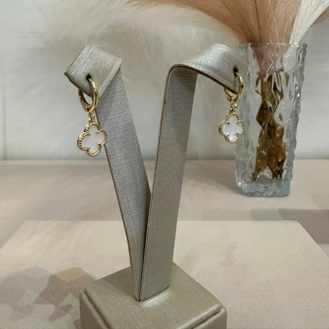 ARGOLA CLICK TREVO VAN CLEEF MADREPÉROLA