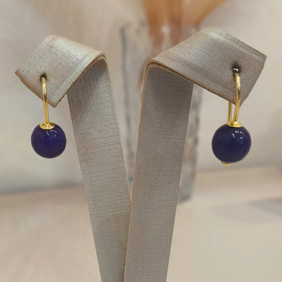 BRINCO GANCHO ROXO ESFERA/BOLA 10MM