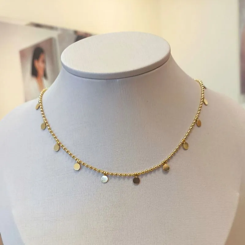 CHOKER BOLINHAS DIAMANTADAS E MEDALHAS