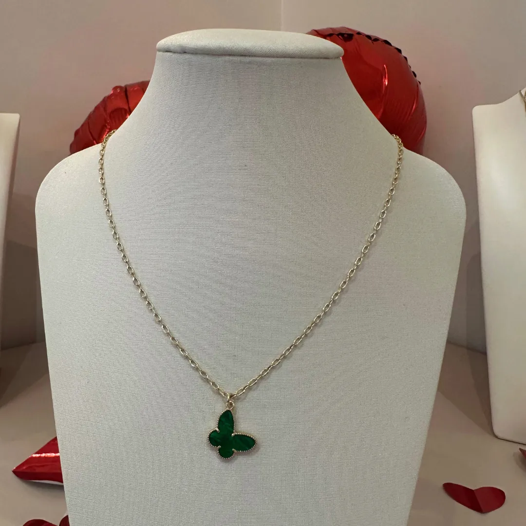 COLAR CARTIER COM PINGENTE BORBOLETA VERDE