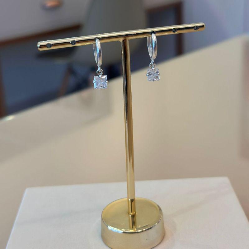 ARGOLA PRATA COM ZIRCÔNIA QUADRADA