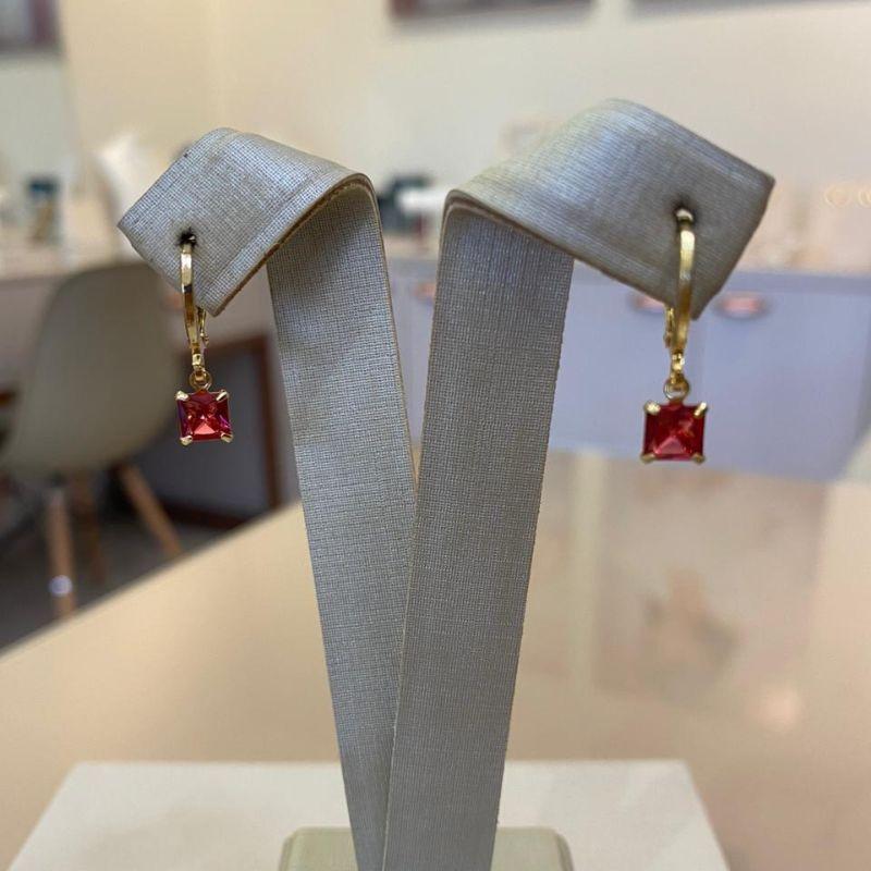 BRINCO ARGOLA ZIRCÔNIA QUADRADA PINK P