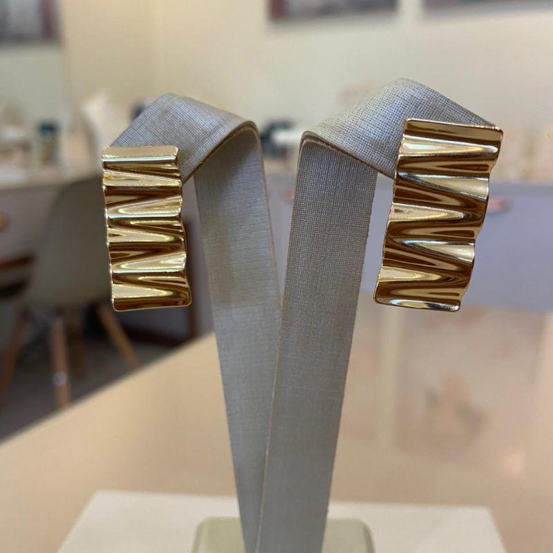 BRINCO RETÂNGULO ONDULADO