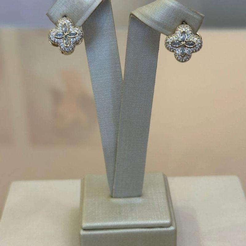 ARGOLA TREVO VAN CLEEF CRAVEJADA