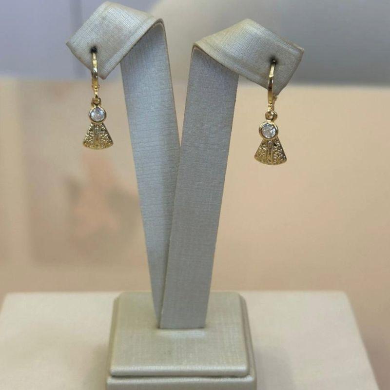 BRINCO ARGOLA CLICK NOSSA SENHORA AP COM ZIRCÔNIA