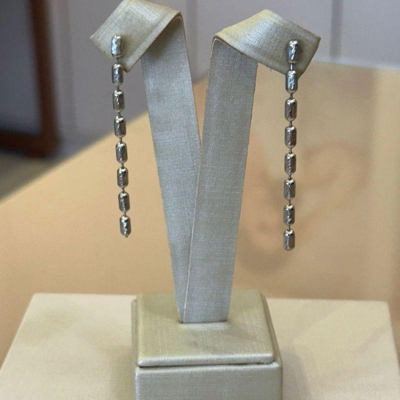 BRINCO LONGO CANUTILHOS MODERNOS DIAMANTE