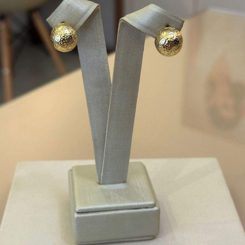 BRINCO MEIA ESFERA IDETALHES