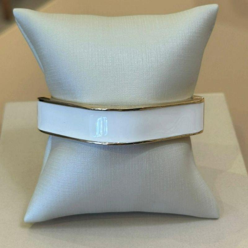 BRACELETE RESINADO QUADRADO BRANCO