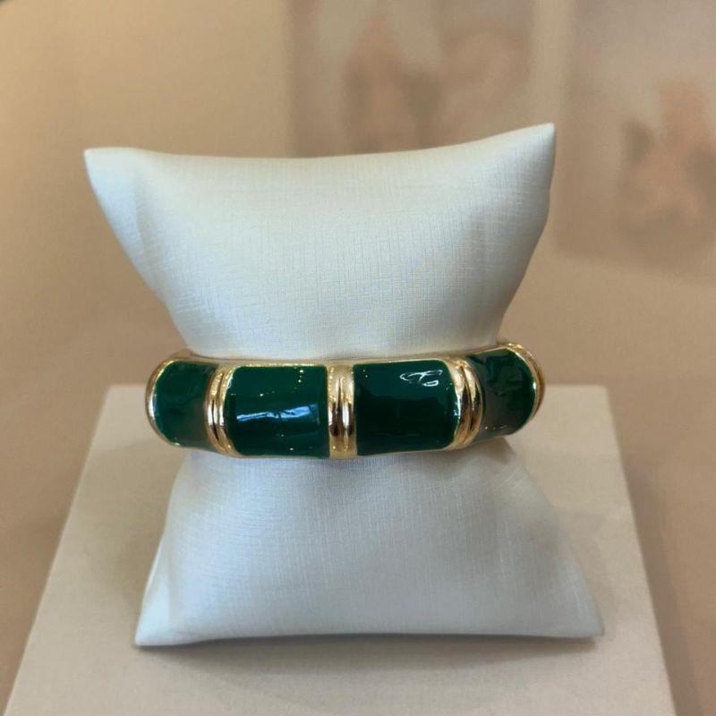 BRACELETE RESINADO VERDE ESMERALDA