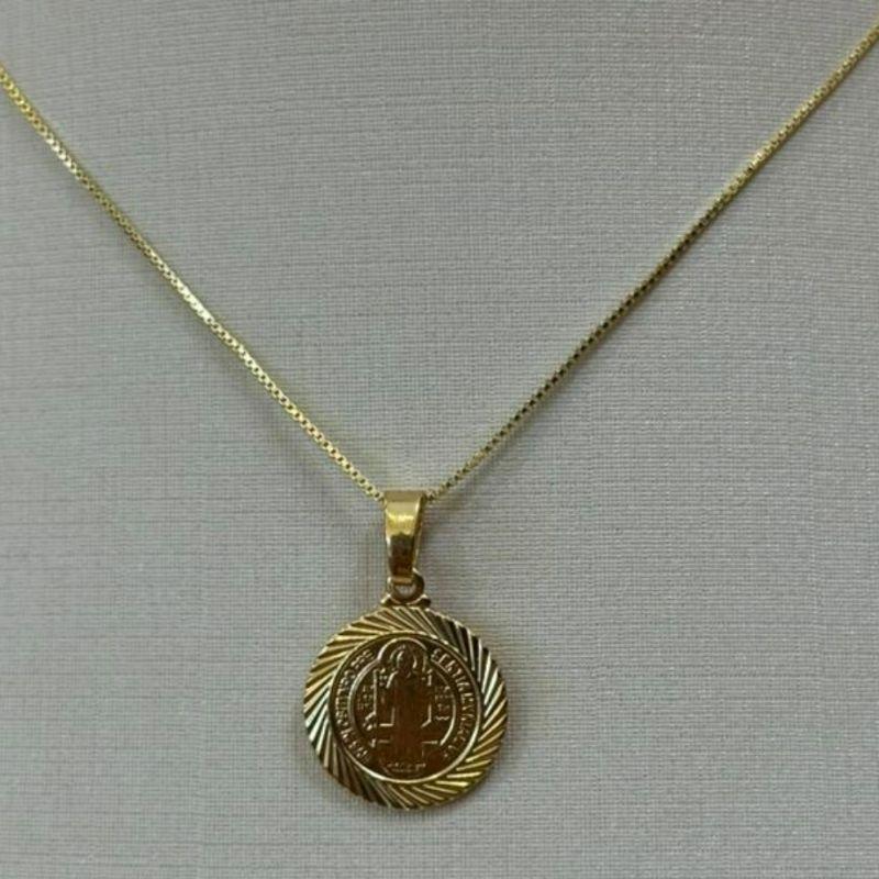 PINGENTE MEDALHA SÃO BENTO FRISOS