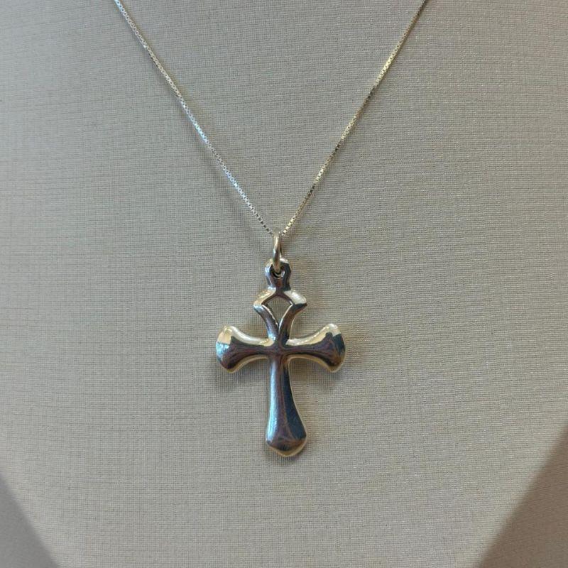 PINGENTE PRATA CRUZ ABAULADA