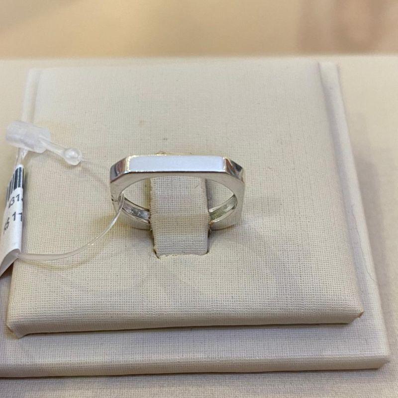 ANEL PRATA QUADRADO DETALHES PONTAS TAMANHO 15