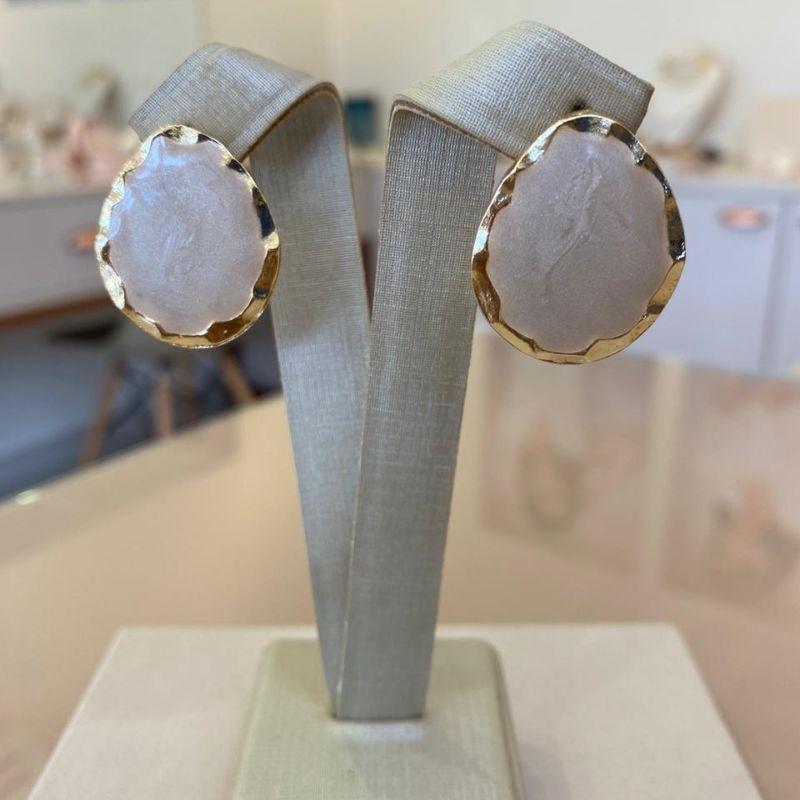 BRINCO GOTA RESINADO MADREPÉROLA